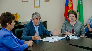Рабочая поездка С.И.Грачева в западное Оренбуржье